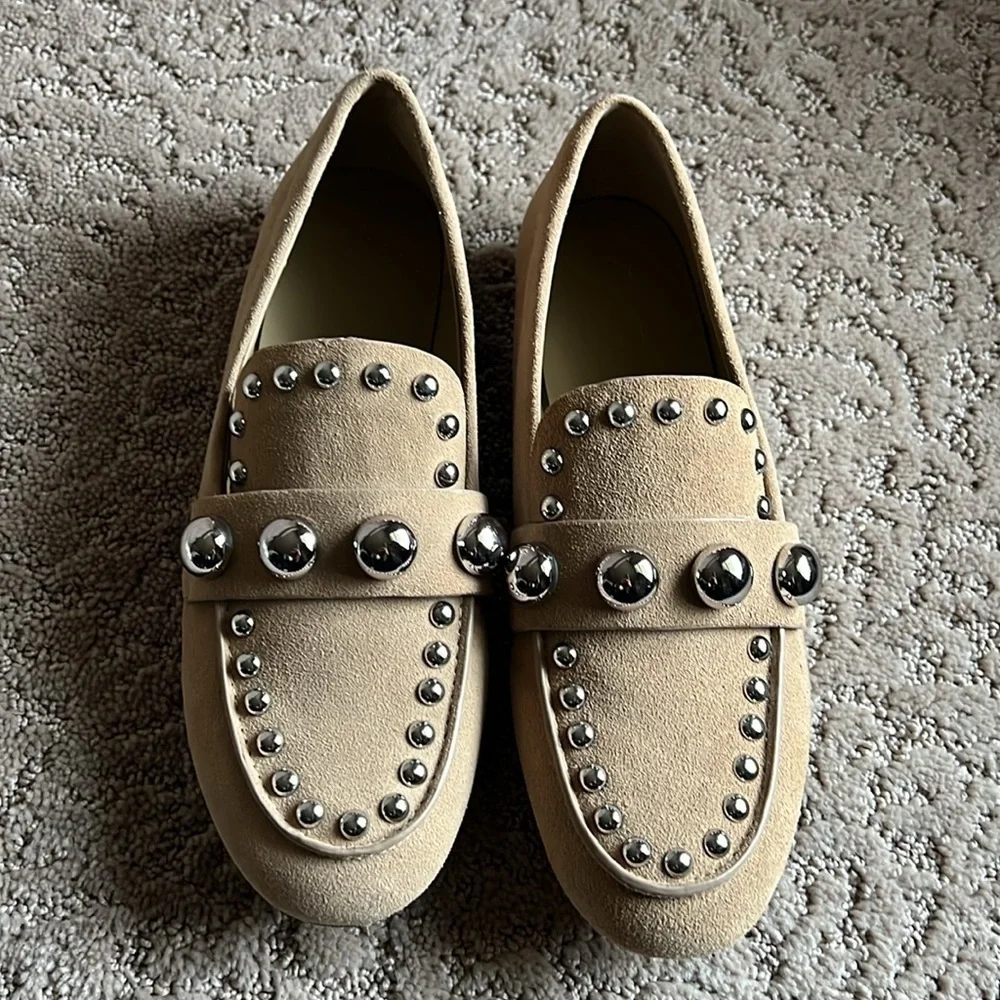 Karl Lagerfeld Avah Studs loafer slip on flats taupe size 6.5 shoe